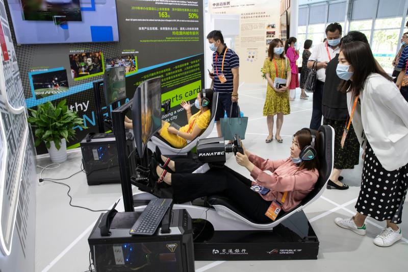 服貿(mào)會展品霸屏，融智興科技帶您探索神秘面紗下的未來科技