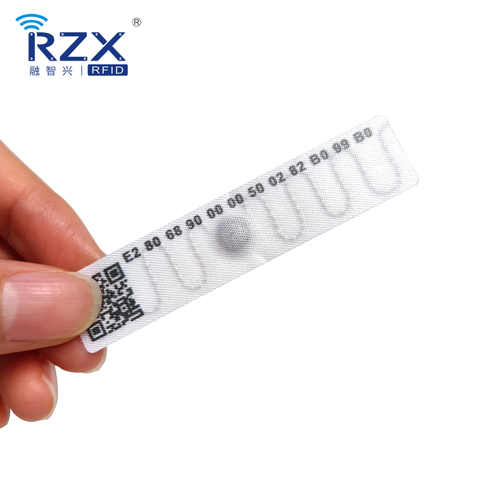 RFID洗衣標(biāo)簽（噴序列號、QR碼、帶背膠） (2).jpg